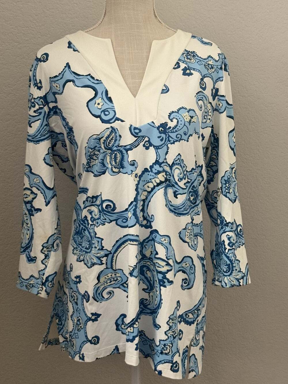 J MCLAUGHLIN Catalina Cloth Tunic Top Split V Neck Blue Paisley Resort - Large
